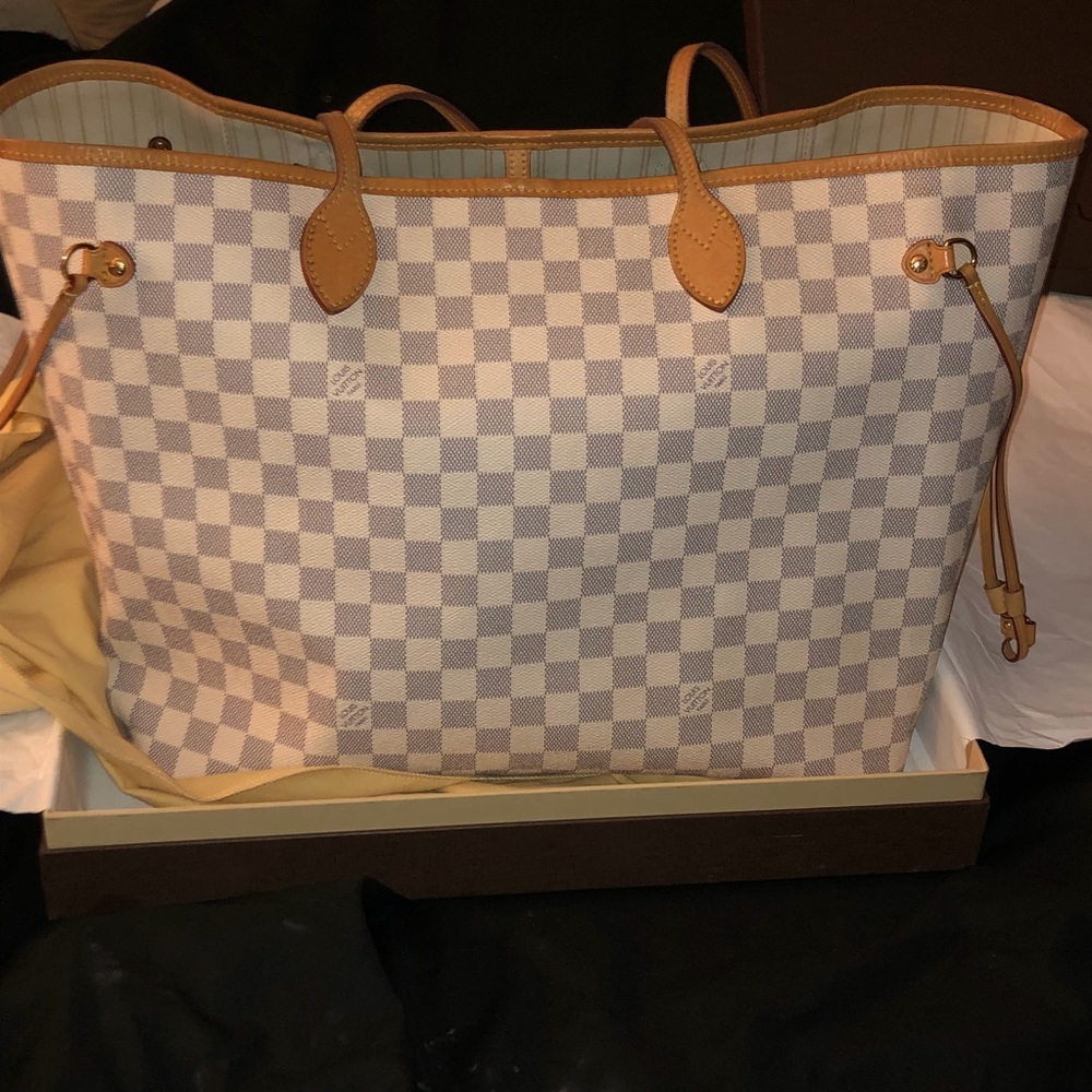 Louis Vuitton GM Never Damier azur